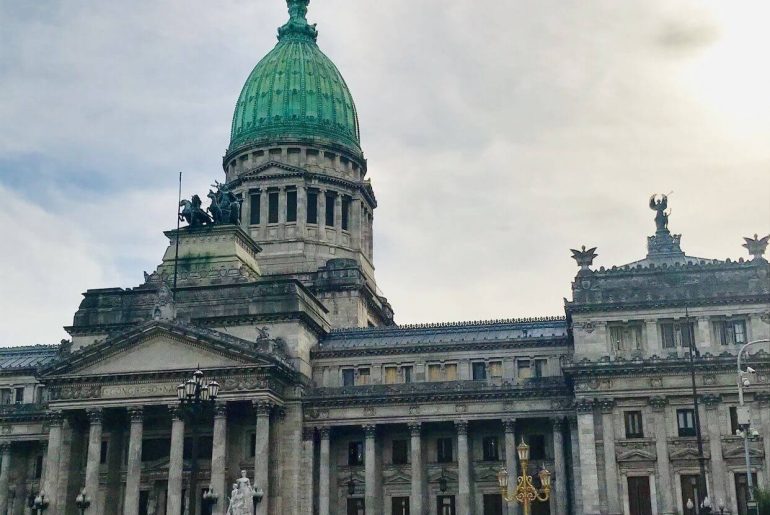 Cheap travel Argentina