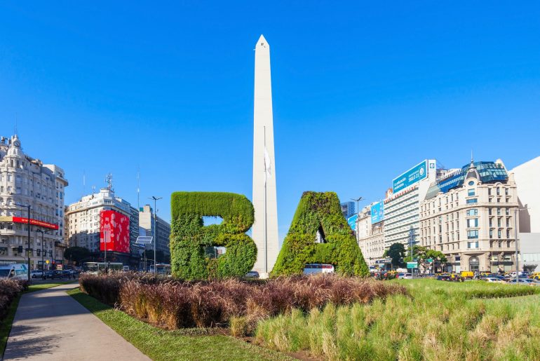 Tourism Argentina Buenos Aires back flights