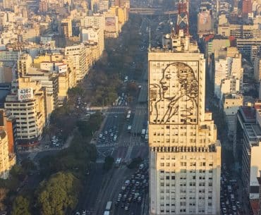 Evita Building Buenos Aires 9 de Julio